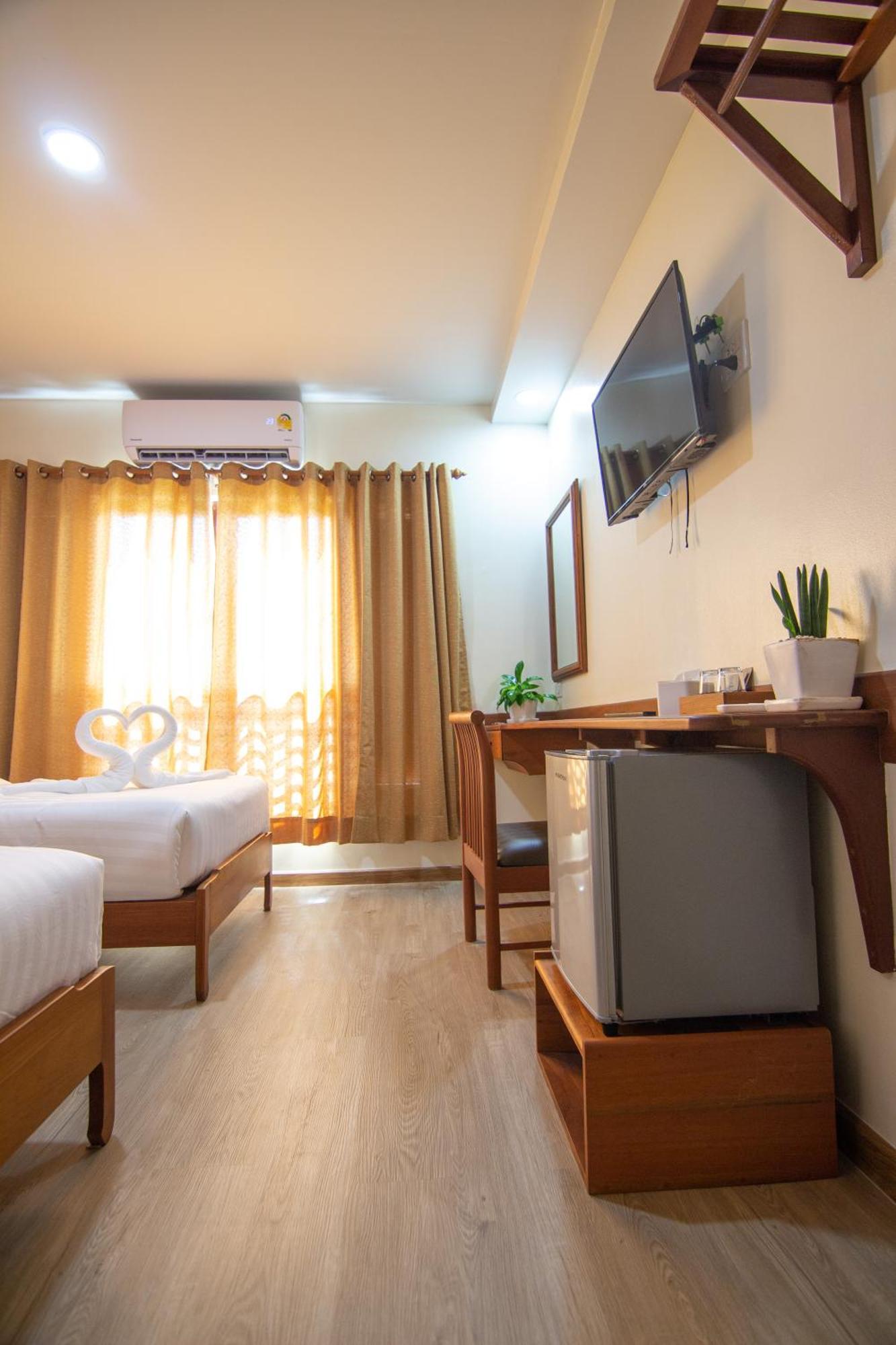 Nonnee Lampang Hotel ภายนอก รูปภาพ