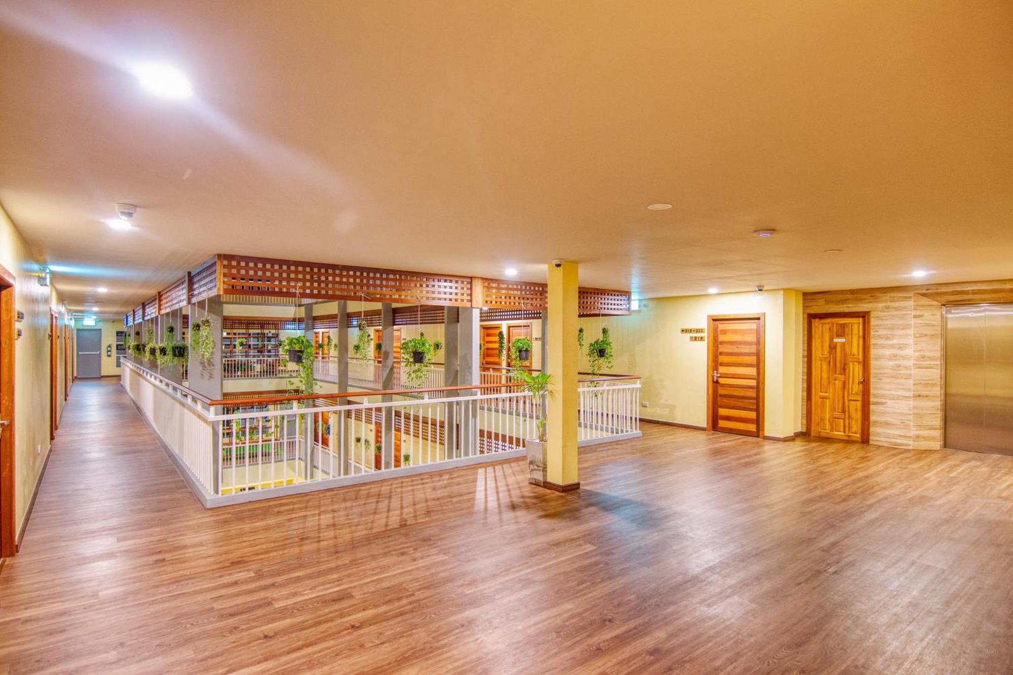 Nonnee Lampang Hotel ภายนอก รูปภาพ